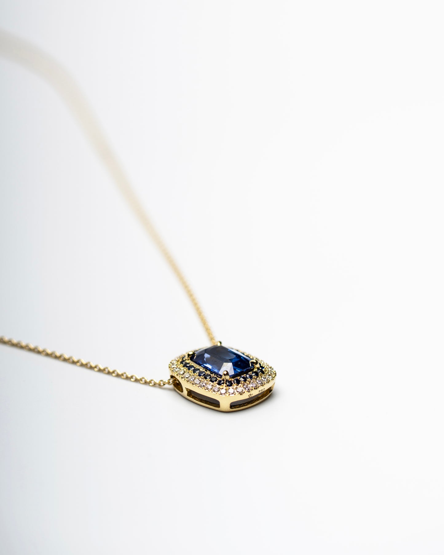 Caelina Necklace