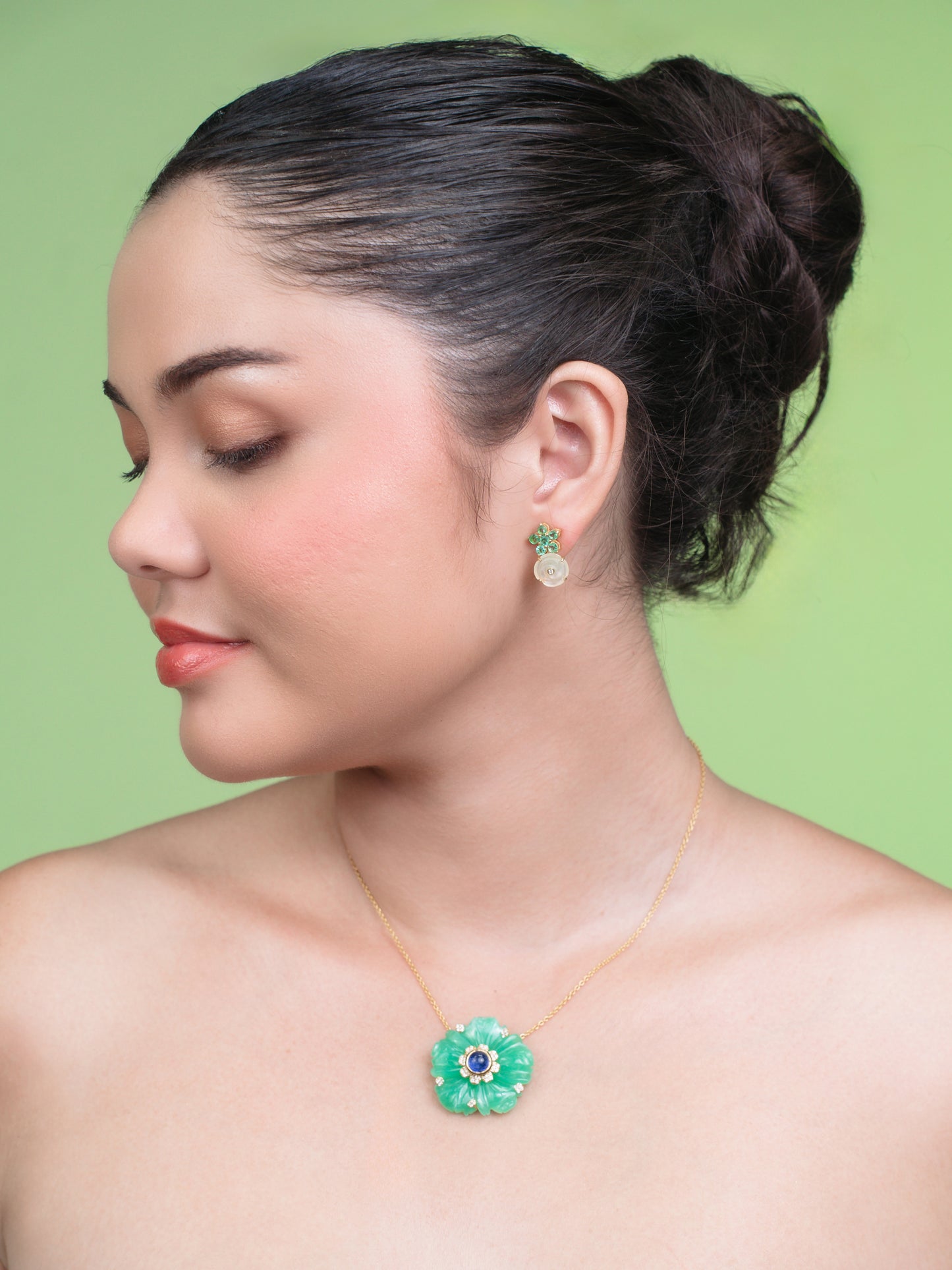 Virea Necklace
