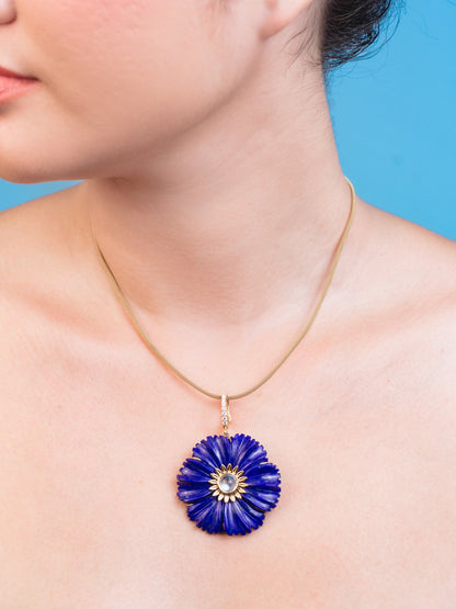 Lyra Pendant