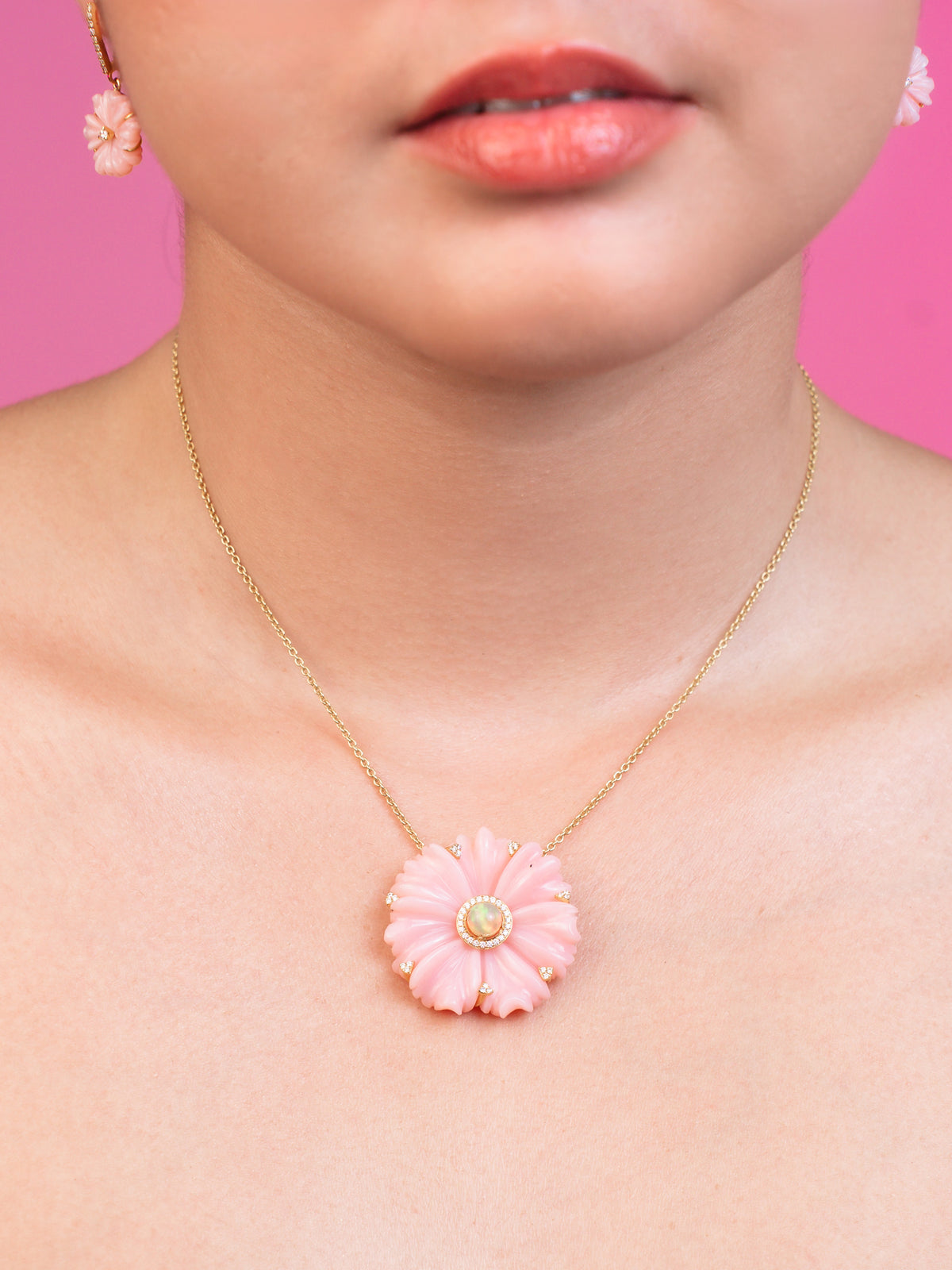 Ameline - Pink Opal Necklace with Diamond in 18K Yellow Gold